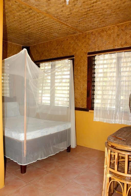 Hotel Casa Rosa Taytay Palawan Exteriér fotografie